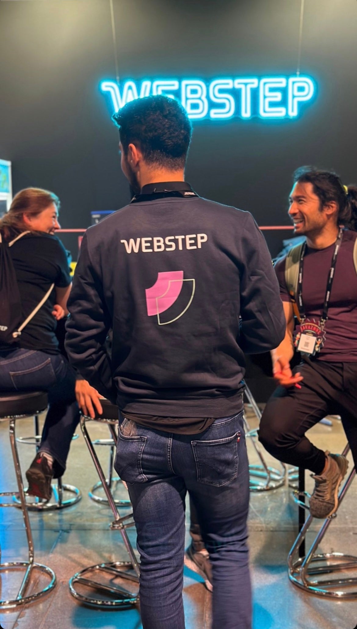 Webstep custom neonskilt av Neon Oslo
